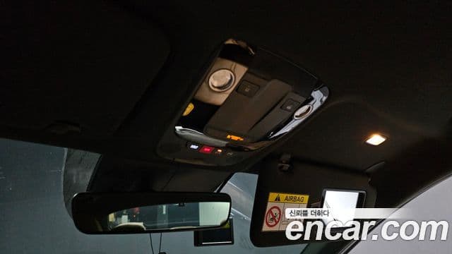 Kia K5 2023 — Şəkil 18/20