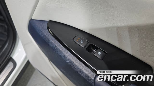 Kia Sportage 2021 — ფოტო 18/20