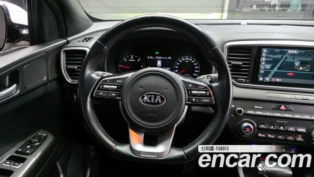 Kia Sportage The Bold 2020 — Фото 13/20