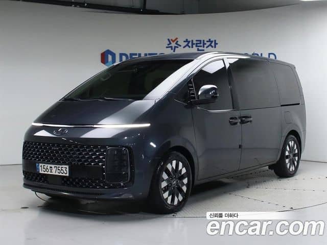 Hyundai Staria, 2022