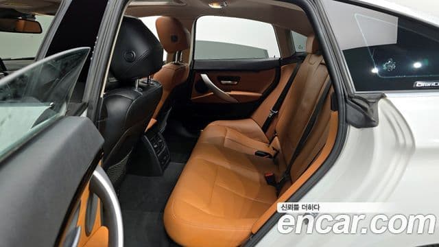BMW 4 Series 2019 — Photo 10/20