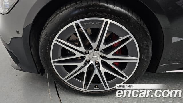 Mercedes-Benz AMG GT 2022 — фото 4 из 20