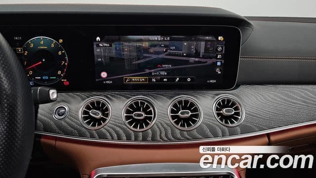 Mercedes-Benz AMG GT 2022 — фото 14 из 20