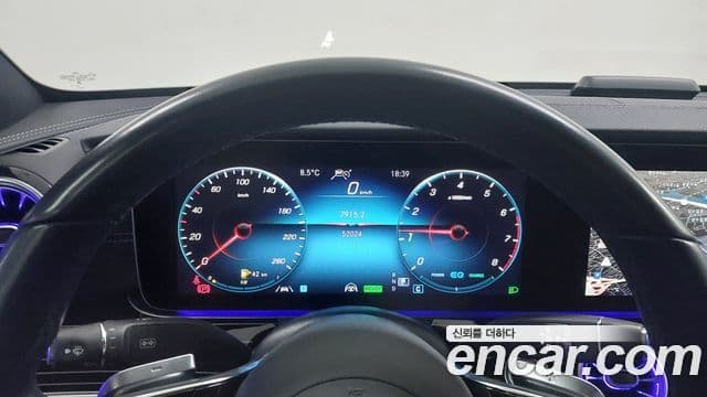 Mercedes-Benz E-Class 2022 — ფოტო 9/20