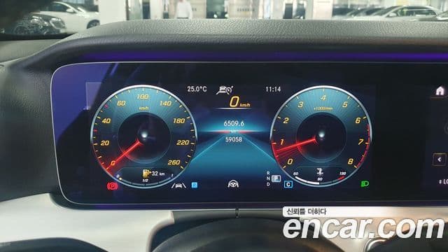 Mercedes-Benz E-Class 2020 — Фото 7/17