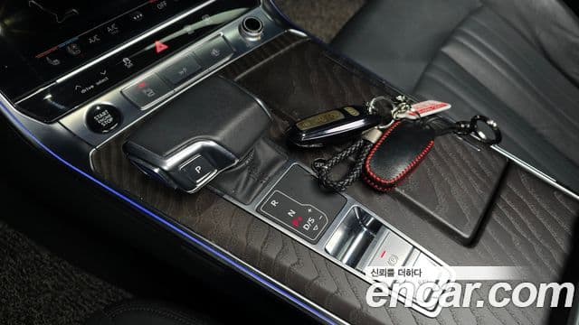 Audi A6 2022 — фото 9 из 20