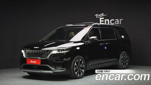 Kia Carnival 2023 — ფოტო 1/20