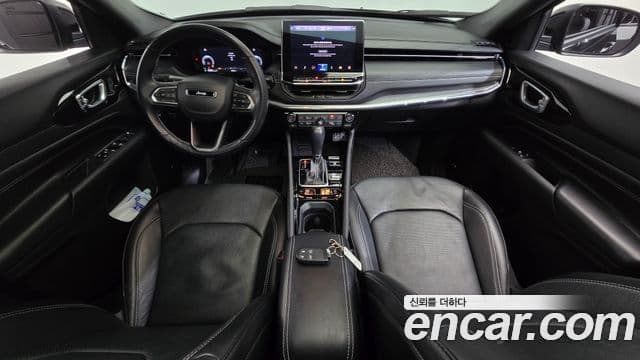 Jeep Compass 2022 — фото 7 из 20