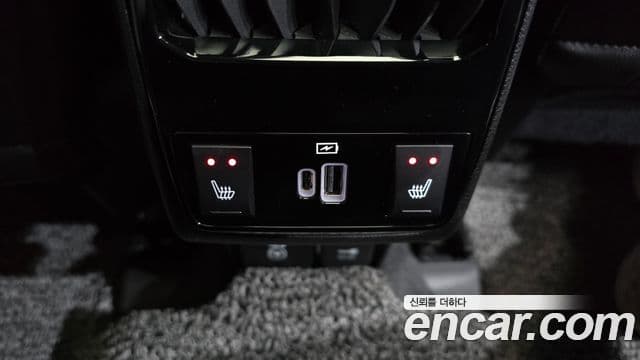 Jeep Compass 2022 — фото 18 из 20