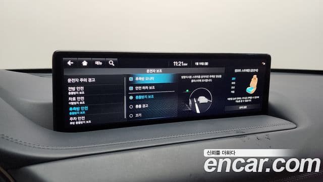 Genesis GV80 2021 — ფოტო 17/20