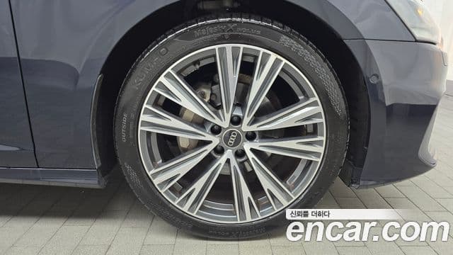 Audi A6 2023 — ფოტო 5/20
