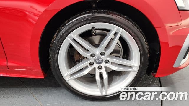 Audi A5 2021 — Photo 6/20