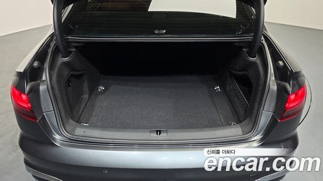 Audi A4 2021 — ფოტო 20/20