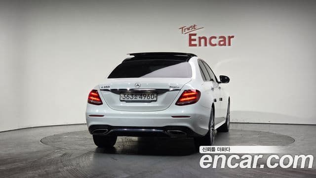 Mercedes-Benz E-Class 2019 — ფოტო 4/20