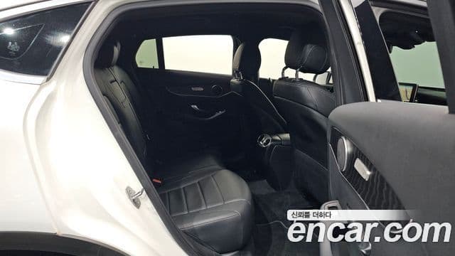 Mercedes-Benz GLC-Class 2019 — фото 11 из 20