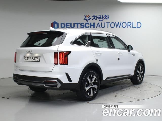 Kia Sorento 2023 — фото 2 из 20