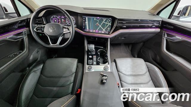 Volkswagen Touareg 2023 — фото 7 из 20