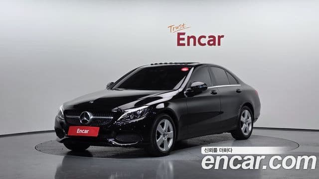 Mercedes-Benz C-Class 2018 — ფოტო 1/20