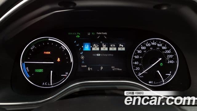 Toyota Avalon 2019 — Фото 6/20