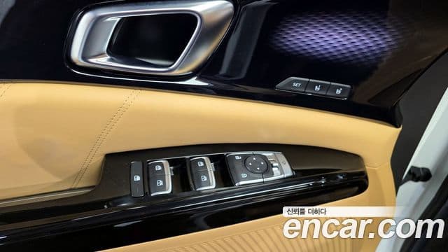 Kia Carnival 2020 — ფოტო 14/20