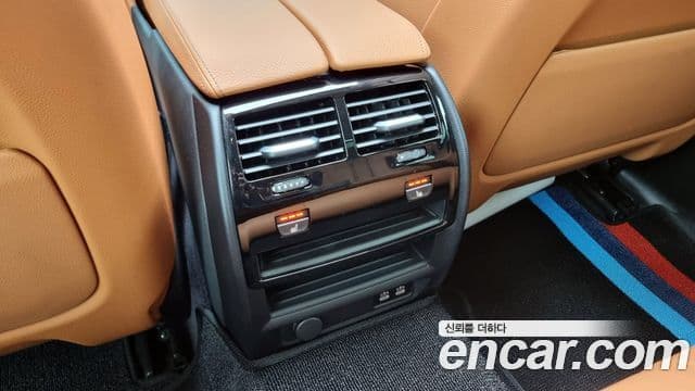 BMW 5 Series 2023 — фото 17 из 20