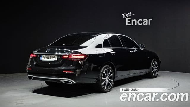 Mercedes-Benz E-Class 2020 — Şəkil 2/20