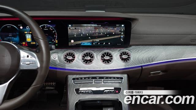 Mercedes-Benz CLS-Class 2021 — Photo 4/20