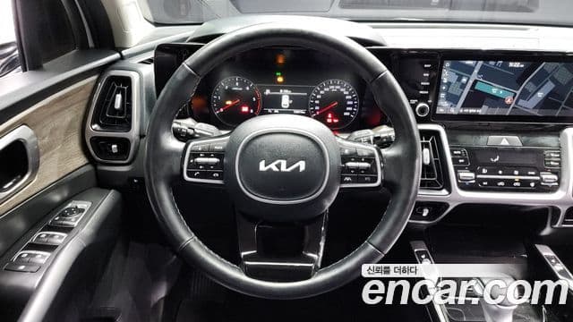 Kia Sorento 2022 — ფოტო 13/20