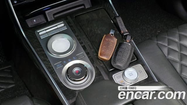 Genesis GV80 2021 — ფოტო 9/20