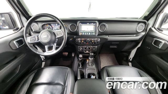 Jeep Wrangler 2021 — Şəkil 7/20