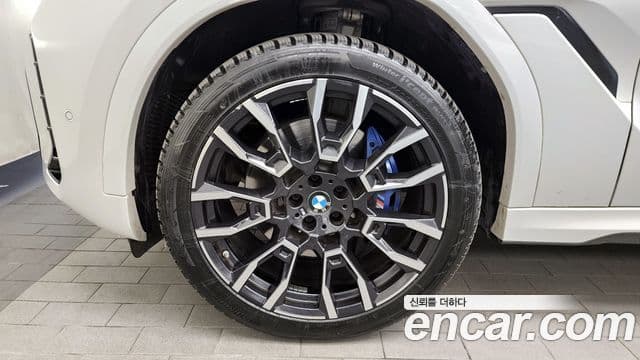 BMW X6 2023 — ფოტო 5/20