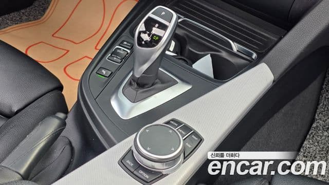 BMW 3 Series 2018 — Şəkil 3/20