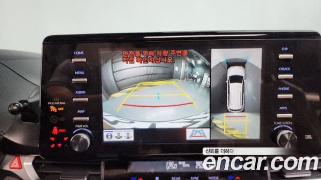 Toyota Sienna 2021 — ფოტო 15/20