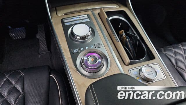 Genesis GV80 2023 — ფოტო 9/20