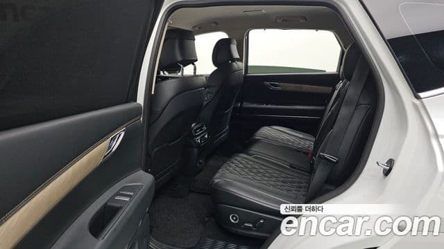 Genesis GV80 2023 — ფოტო 12/20