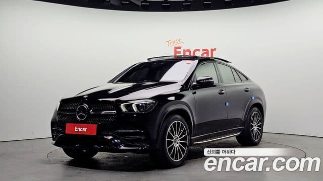 Mercedes-Benz GLE-Class 2022 — Şəkil 8/20