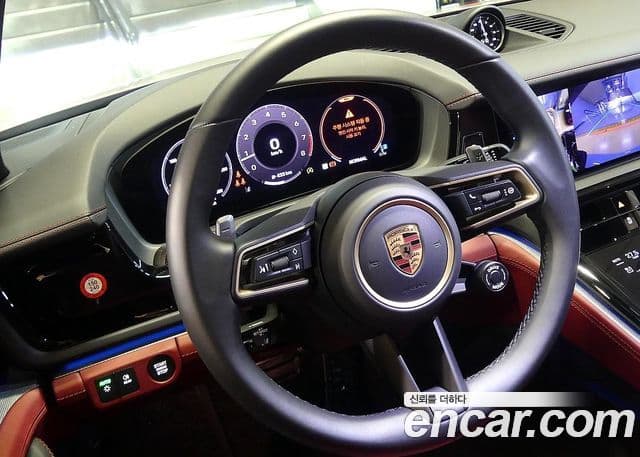 Porsche Panamera 2025 — Photo 17/20