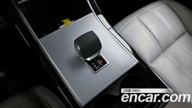 Land Rover Range Rover Evoque 2024 — Şəkil 9/20