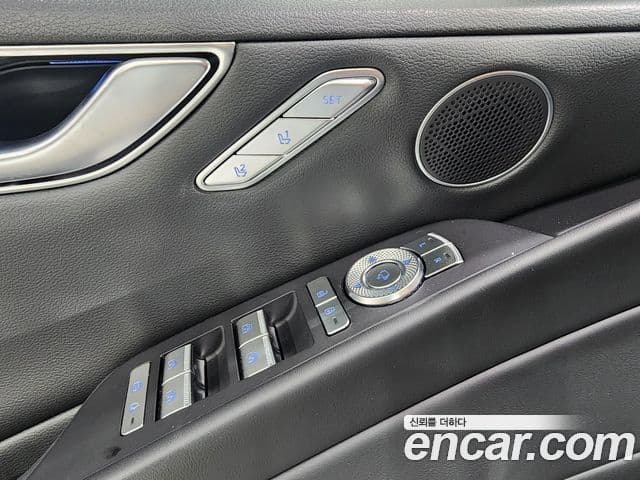 Genesis G80 2023 — Şəkil 9/20