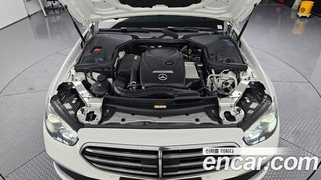 Mercedes-Benz E-Class 2021 — Şəkil 6/20