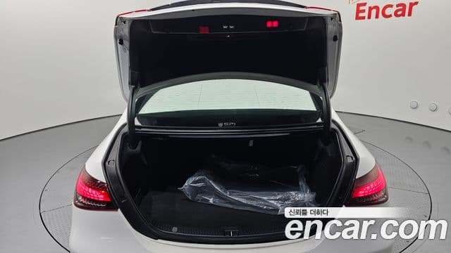 Mercedes-Benz E-Class 2021 — Şəkil 20/20