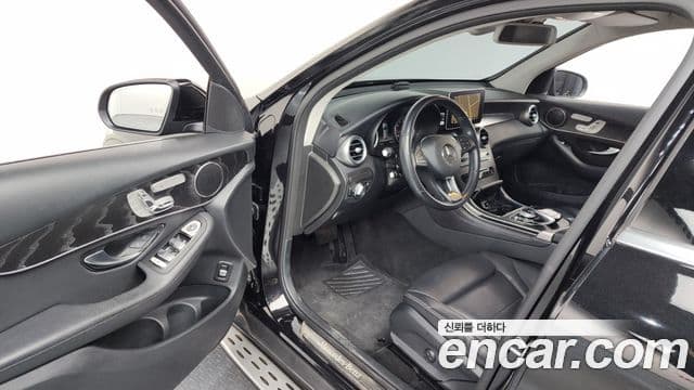 Mercedes-Benz GLC-Class 2019 — фото 10 из 20