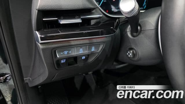 Genesis Electrified G80 2021 — ფოტო 17/20