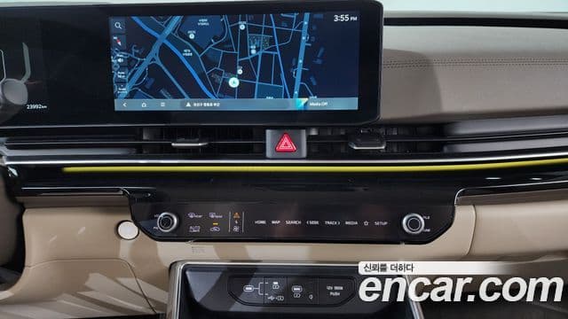 Kia Carnival 2024 — ფოტო 14/20