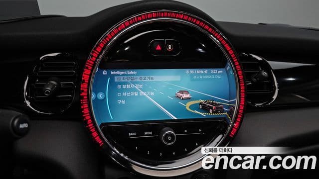 Mini Cooper S Convertible 2022 — ფოტო 15/20