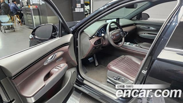Genesis GV70 2021 — ფოტო 10/20