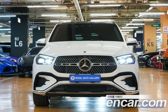 Mercedes-Benz GLE-Class 2025 — ფოტო 2/20