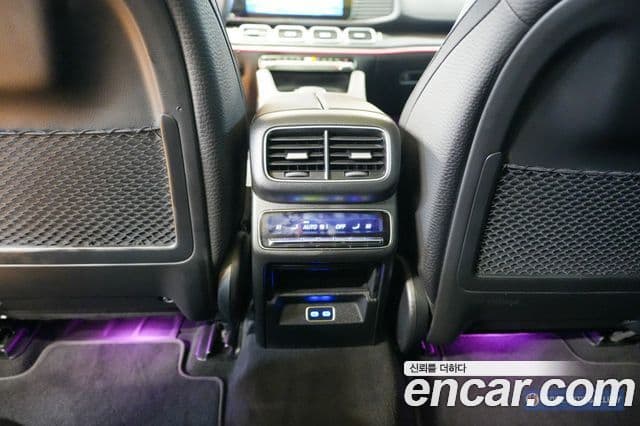 Mercedes-Benz GLE-Class 2025 — ფოტო 13/20