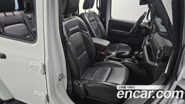 Jeep Wrangler 2022 — ფოტო 12/20