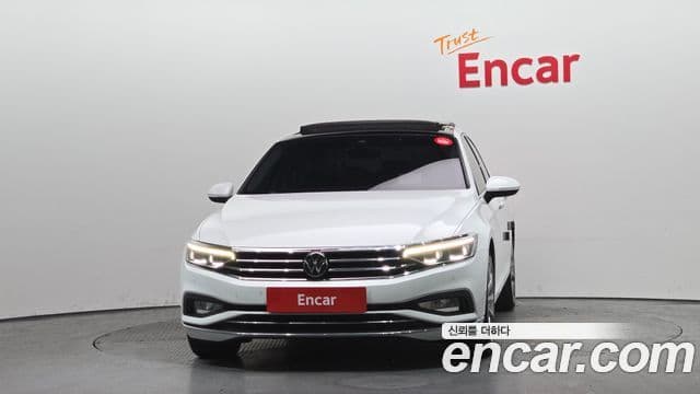 Volkswagen Passat GT 2022 — Şəkil 3/20